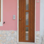 portoncino d'ingresso in PVC colosinfissi